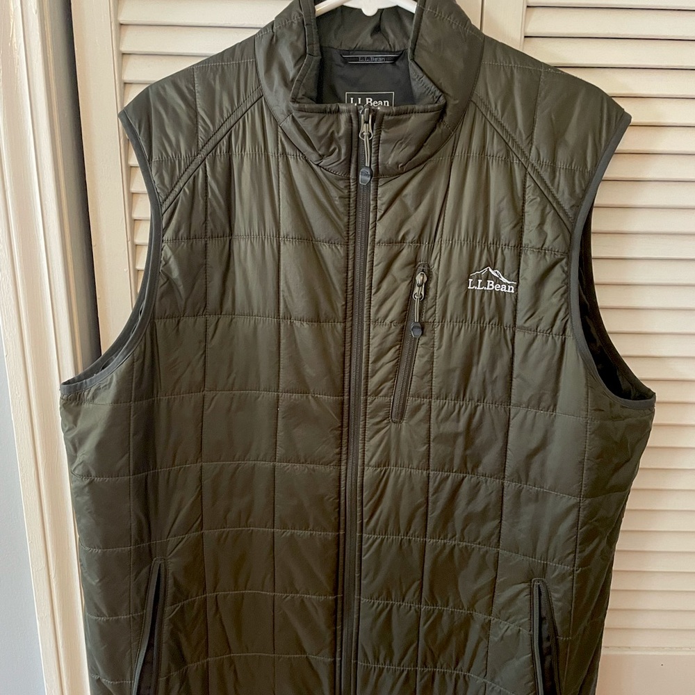 LL Bean Men’s PrimaLoft Vest
